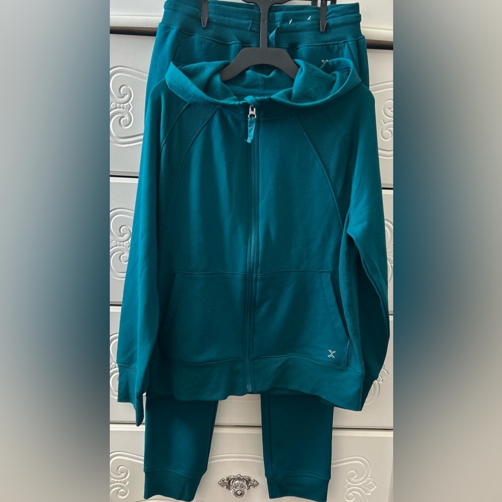 Xersion Teal Kids Sweatpants & Joggers Set NWOT